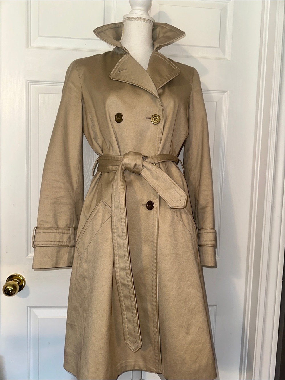 Coach Classic Double-Breasted Trench Coat Cream Size S